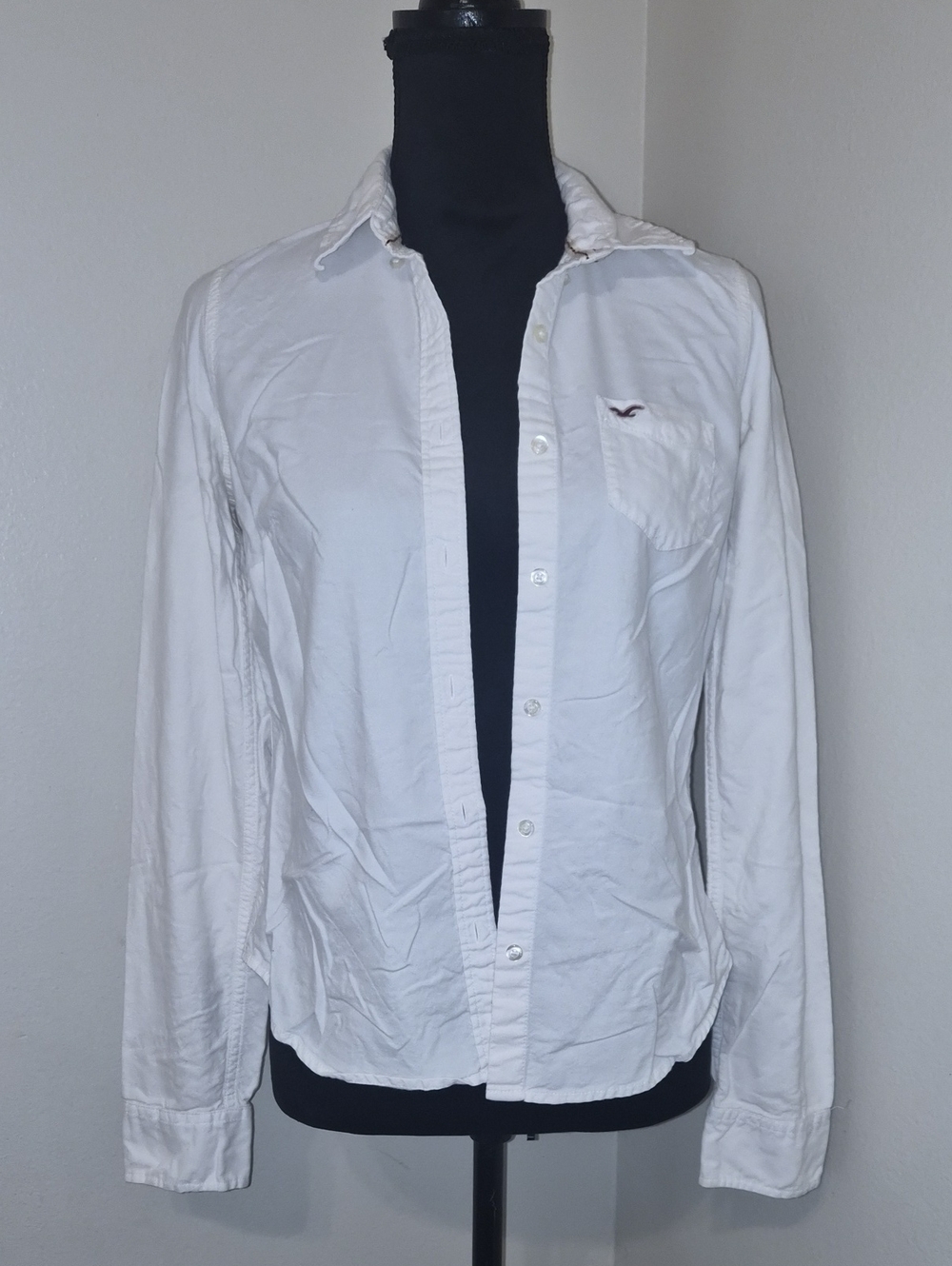 Hollister White Women's Long-Sleeve Button-Down Shirt